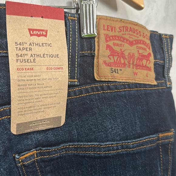 NWT 541™ ATHLETIC TAPER LEVI’S® MEN'S Dark Wash JEANS (big and tall) - Picture 7 of 11